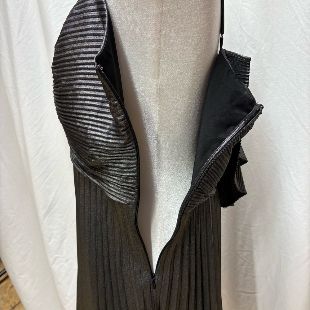 Express Metallic Mini Dress Pleated Bow Back Detail women’s L - Picture 5 of 11